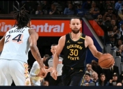 开云下载-爵士主场告捷，逆转马刺结束两连败的简单介绍